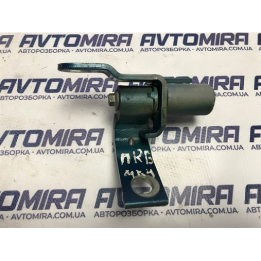 Петля дверки передньої правої верхня Ford Mondeo 4 2007-2014 1736429